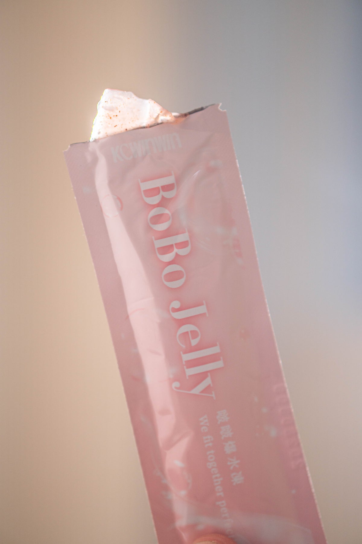 【365 Pick Select | 店主親自實測】KCWINWIN 啵啵爆水凍 BoBo Jelly (水蜜桃風味) - 告別反覆感染！私密斷尾 x 調節經期 雙效保養 (14條/盒)